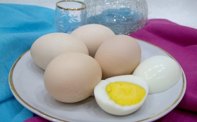 Как варить яйца так, чтобы скорлупа отходила сама: разбираем советы и секреты шеф-поваров 