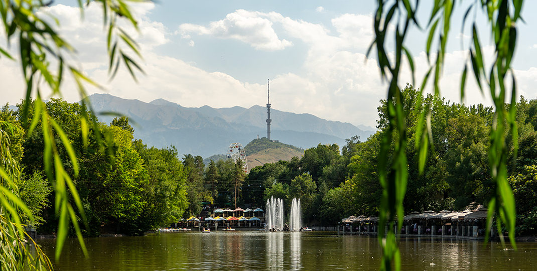 Центральный парк отдыха: одна из главных прогулочных зон Алматы