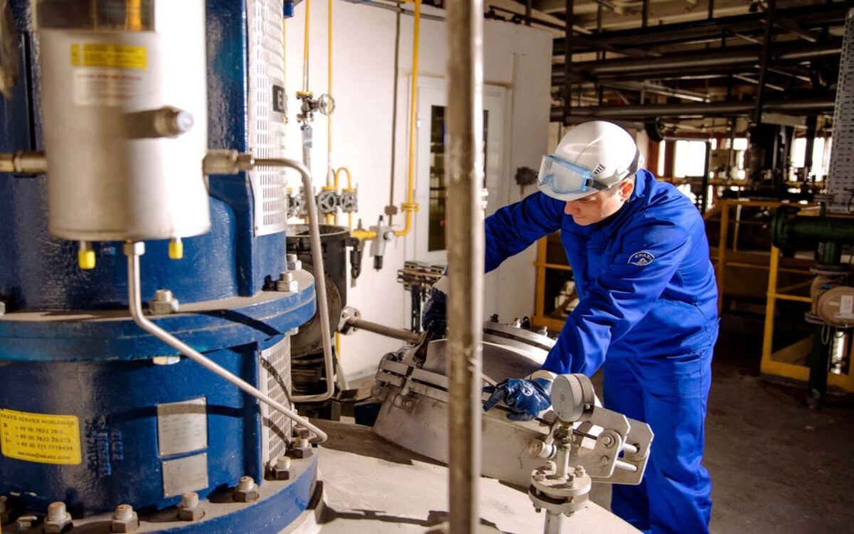    Тамбовский «Пигмент» в 2026 году на треть увеличит инвестиции — до 2 млрд рублей фото: телеграм-канал Евгения Первышова