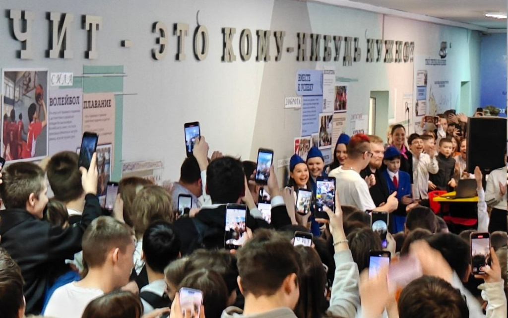  Влад Кобяков в школе № 93. Фото: очевидцы