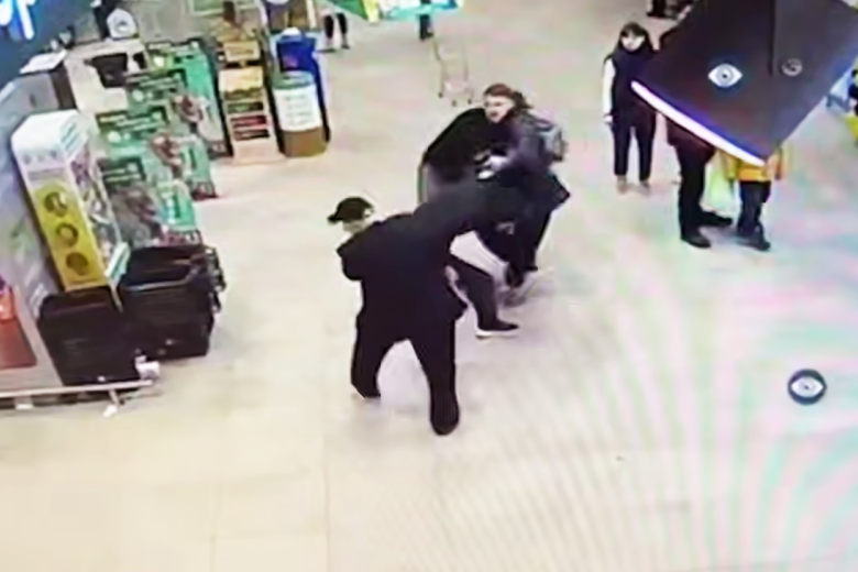 Фото: скрин видео с камер видеонаблюдения.