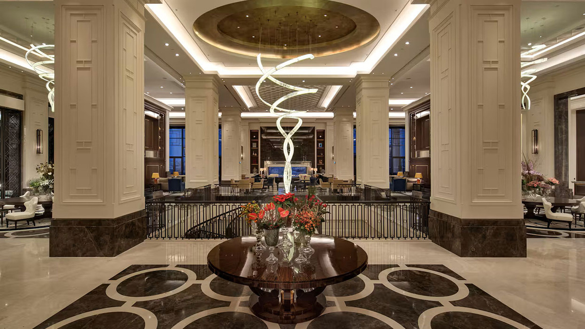 Лобби отеля Hilton İstanbul Bomonti Hotel & Conference Center. Фото с сайта отеля.