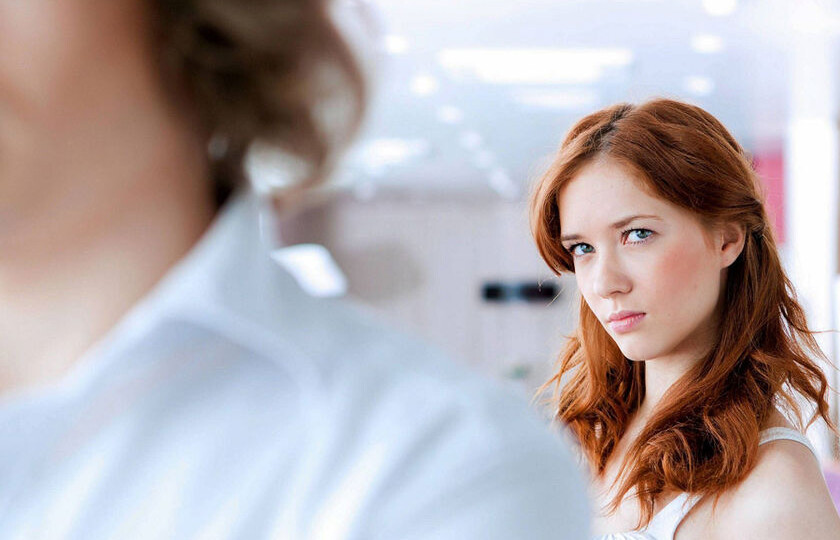 Таро расклад: Что в намерениях соперницы? 🤔 Онлайн гадание 🔮