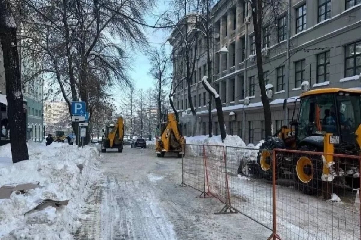    Улицу Костина в Нижнем Новгороде перекрыли из-за коммунальной аварии