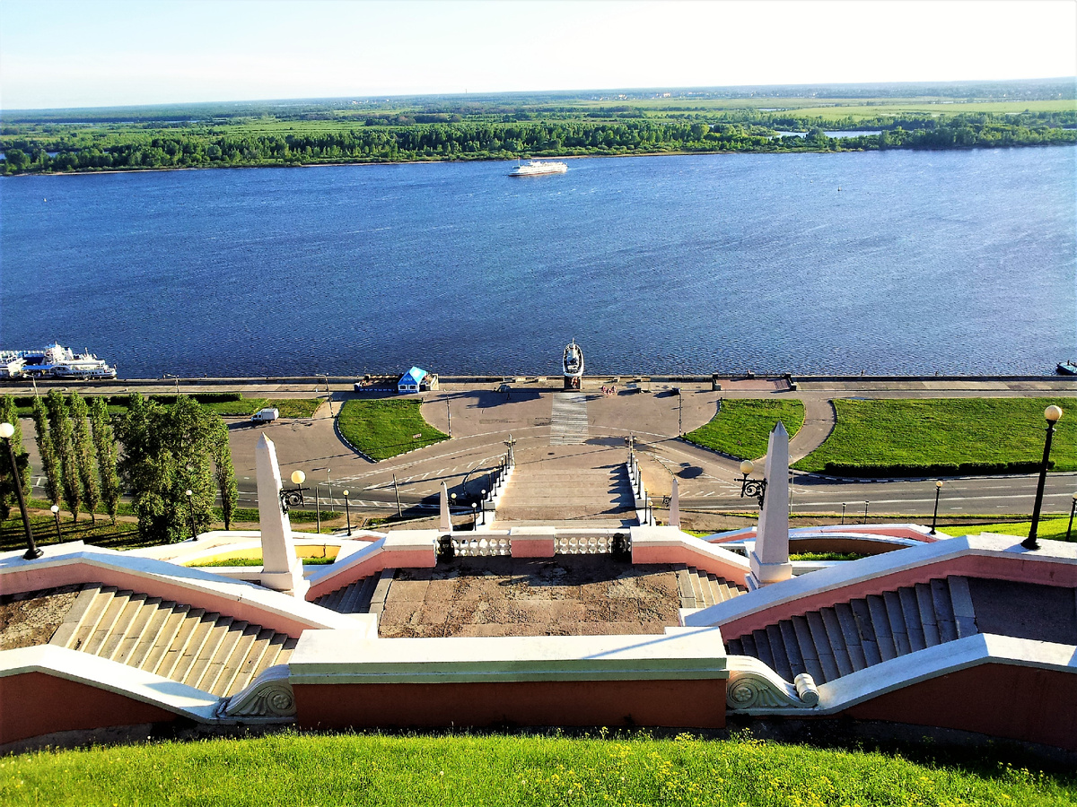 Чкаловская лестница