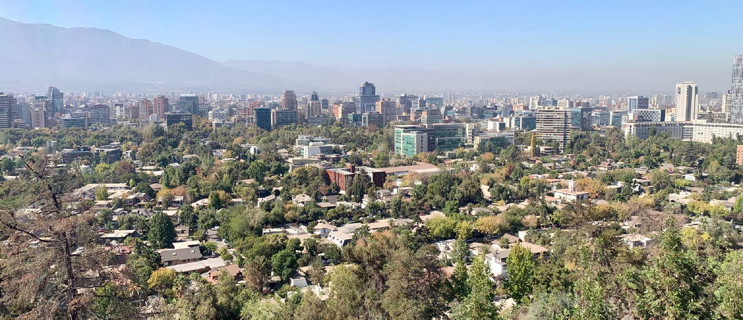 Сантьяго-де-Чили: столица, где встречаются горы, история и небоскрёбы