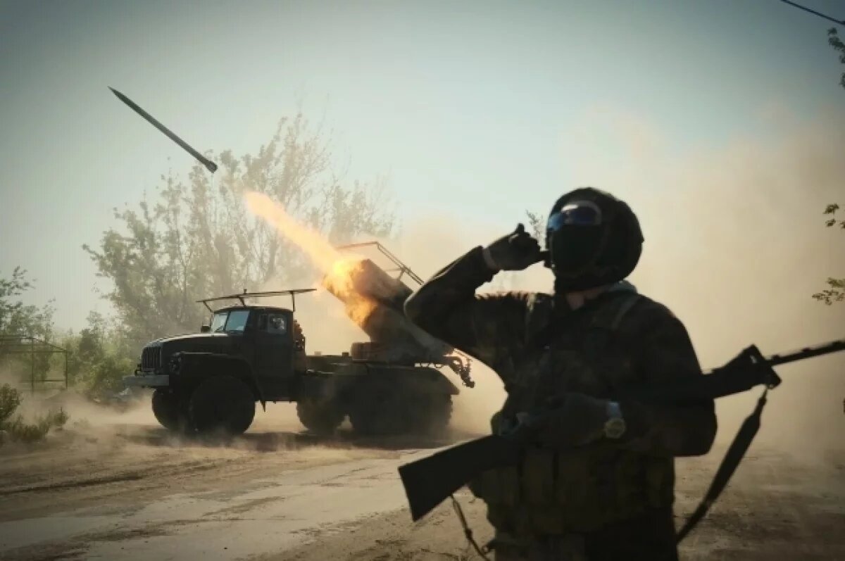    Армия РФ освободила Староукраинку в Запорожской области и Степановку в ДНР