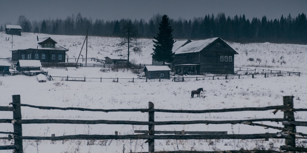 -35С, одна печь на 20 человек и корова рядом: как жили зимой в северных избах