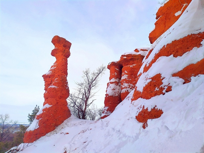 Яркие останцы горы Зиргантау (Салават, Башкирия). Фото: ТОЧКИ ПРИТЯЖЕНИЯ УРАЛА / ВКонтакте