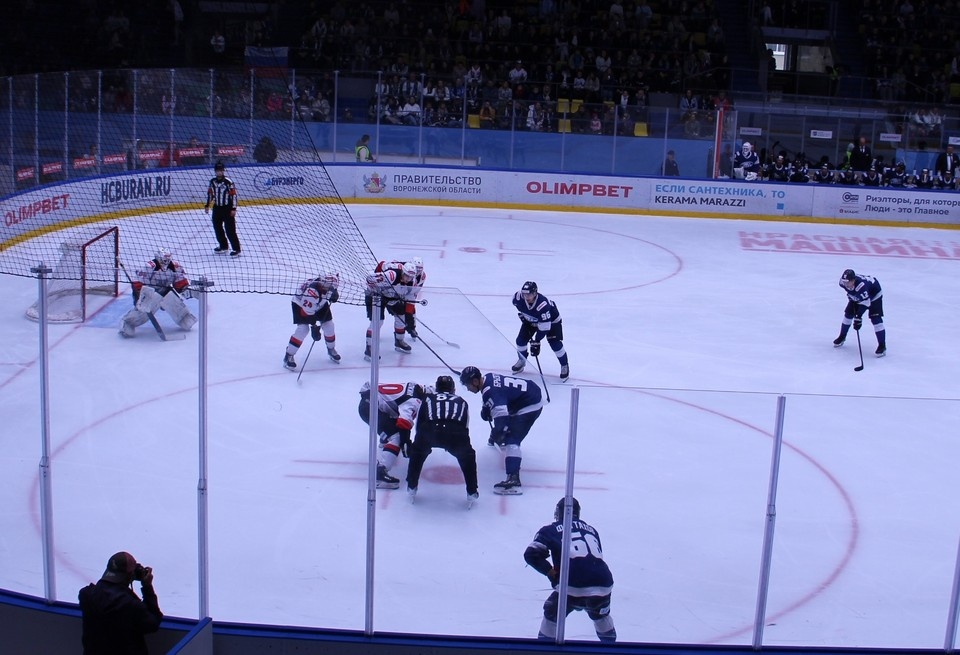    После вчерашнего игрового дня «Тамбов» занимает 23-е место. Алексей СЕРГУНИН