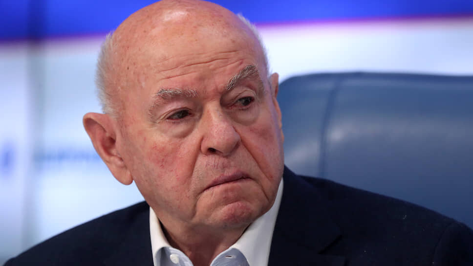 Заслуженный тренер России по теннису Владимир Камельзон.📷Фото: Владимир Гердо / ТАСС