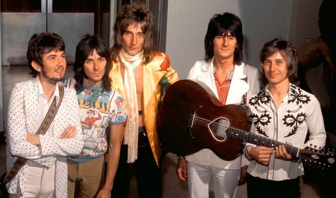 Faces, слева - направо: Ронни Лейн, Иэн Маклэган, Род Стюарт, Рони Вуд и Кенни Джонс