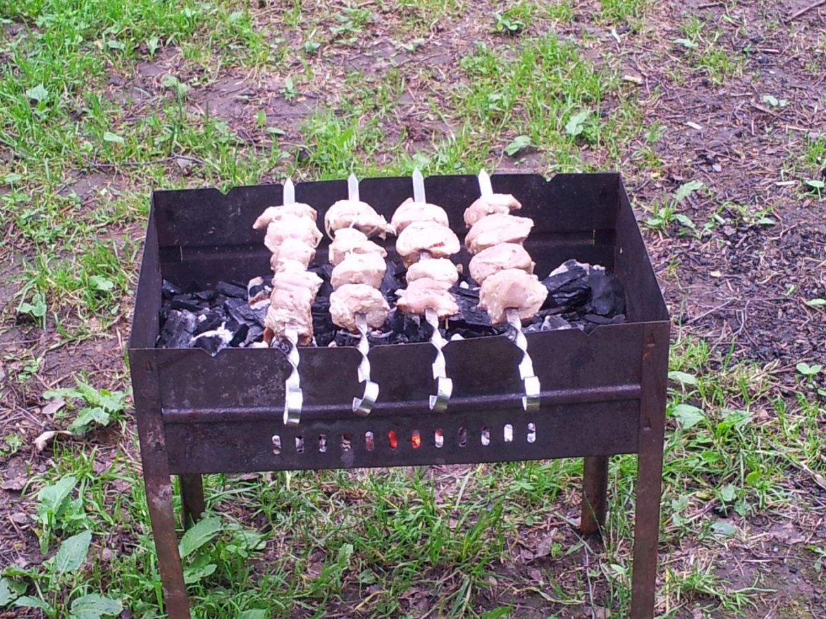 Шашлык готовиться