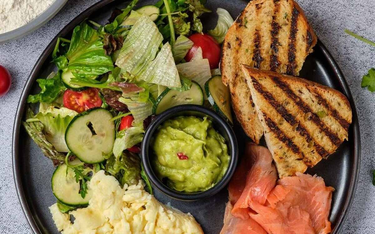    Воронежские рестораны «Барак О`Мама», «Место» и «КинZa‑Dза» удваивают кэшбек по понедельникам Фото предоставлено рестораном