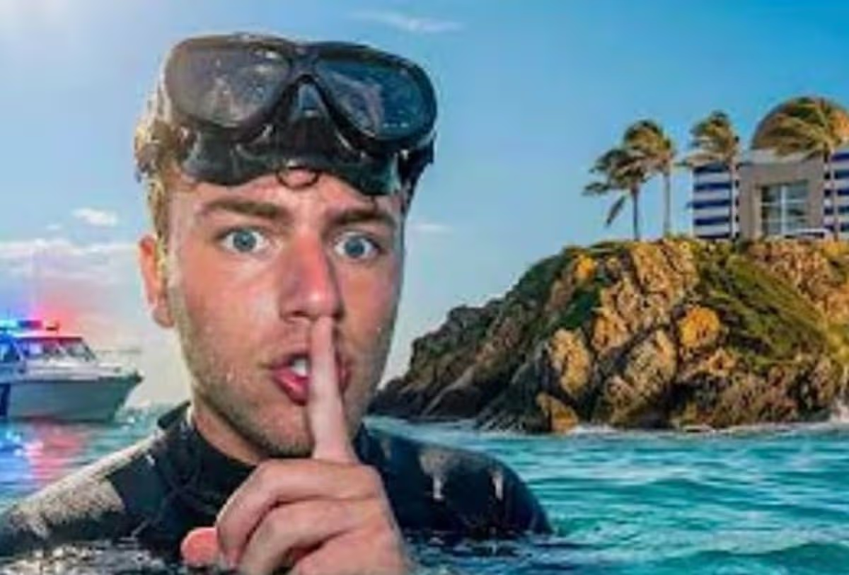 Нико Григг отправился на Виргинские острова США, где сел на гидроцикл, чтобы посмотреть, что происходит на бывшем острове Эпштейна (Фото: Нико Григг/Youtube)