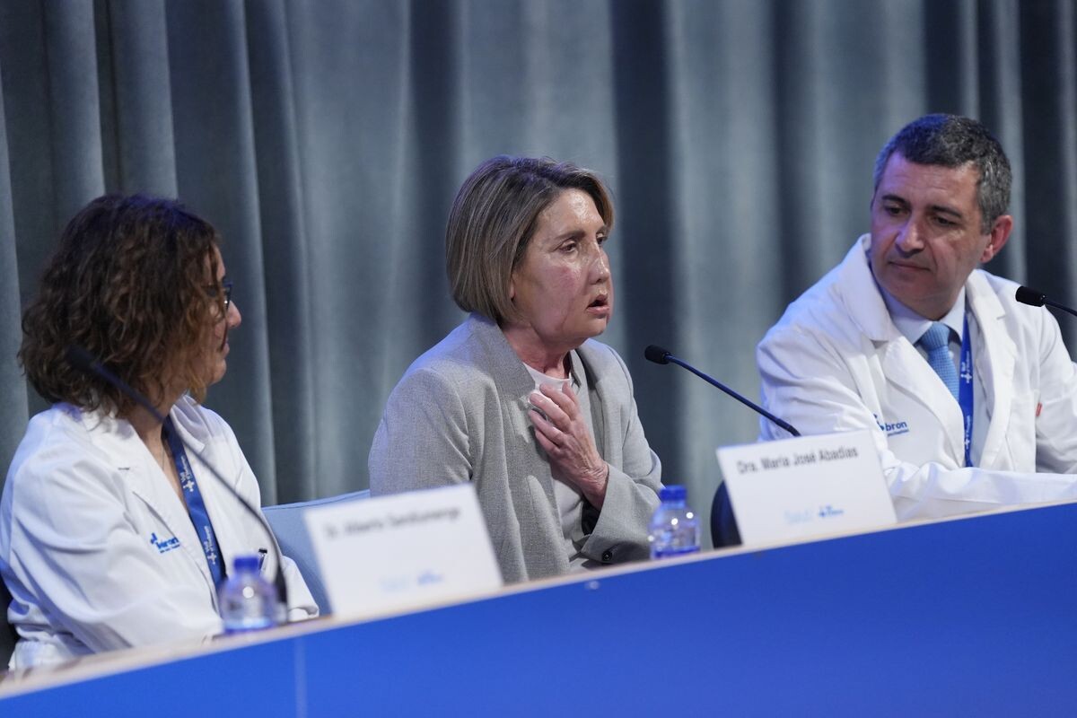 В операции участвовала команда из 100 медицинских специалистов (Изображение: Дэвид Зорракино / Avalon).