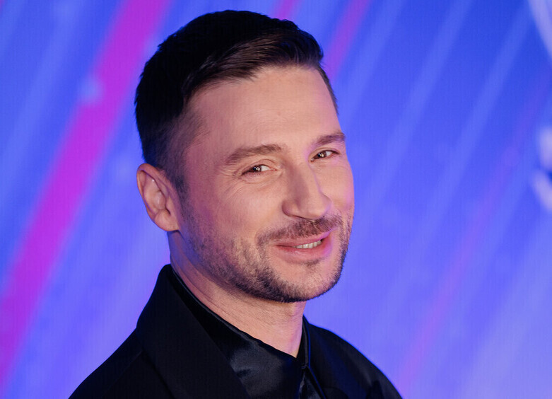     Сергей Лазарев