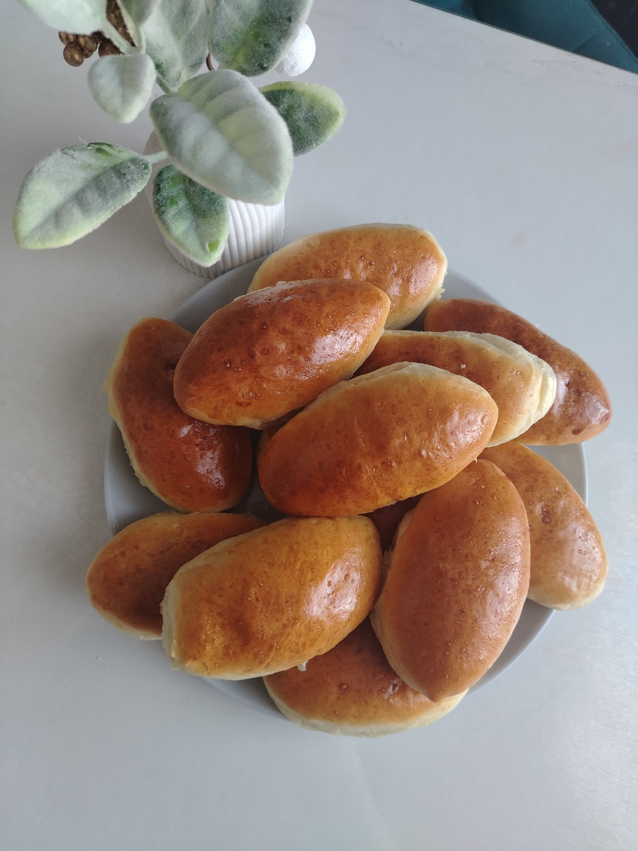 Пирожки с капустой.