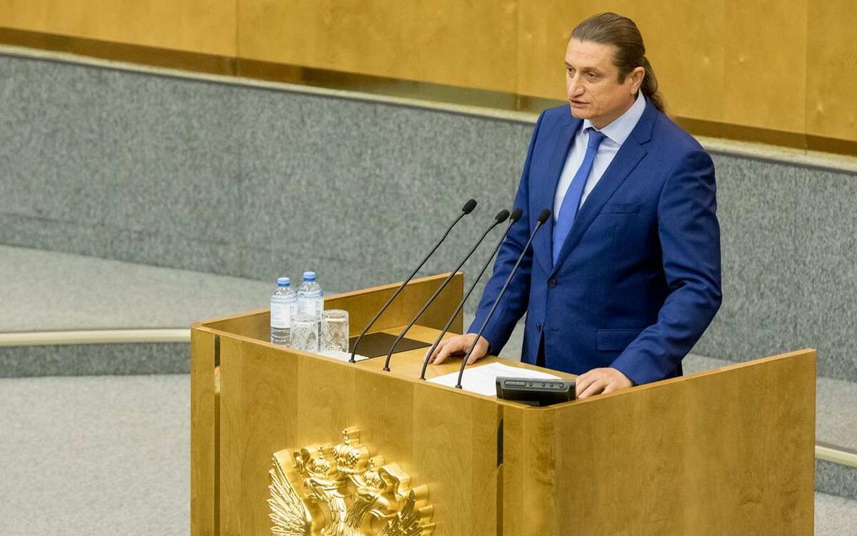    Новый закон побуждает резидентов воронежских ОЭЗ открывать рабочие места и повышать оплату труда Фото – пресс-служба Сергея Чижова