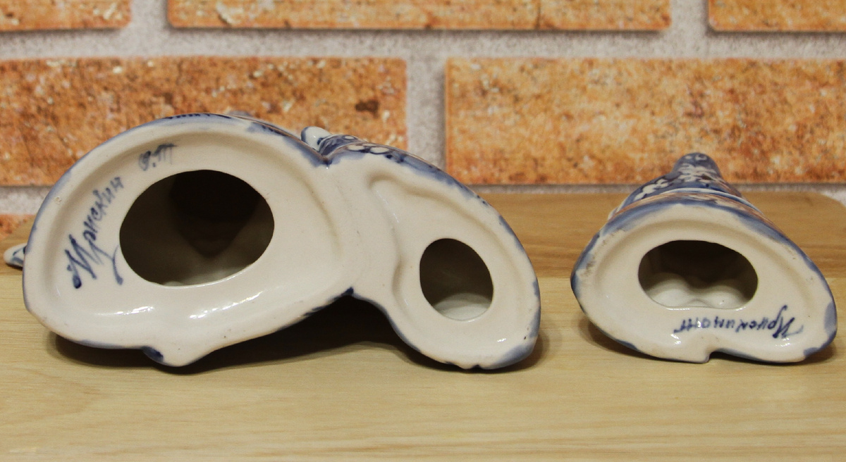 Парные статуэтки из моей коллекции (вид снизу) (листать вправо).