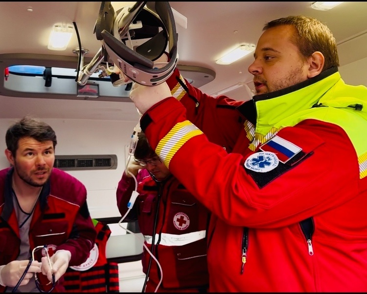     «Не бросайте человека и сохраняйте спокойствие»