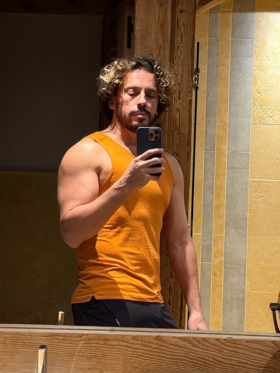    Максим Галкин похвастался фигуройСоцсети Максима Галкина