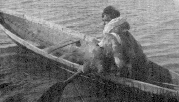 На калданке. Фото В.М. Ларионова.
Из Отчета Ямальской землеустроительной экспедиции. ГАЯНАО. Ф. 12. Оп. 1. Д. 188а. Л. 96