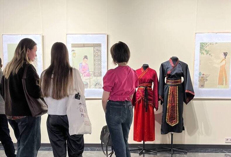 Листайте вправо, чтобы увидеть больше изображений