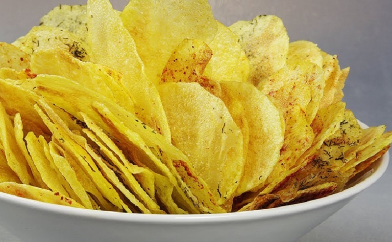 Домашние чипсы на противне: просто, быстро и вкусно — без вреда для здоровья