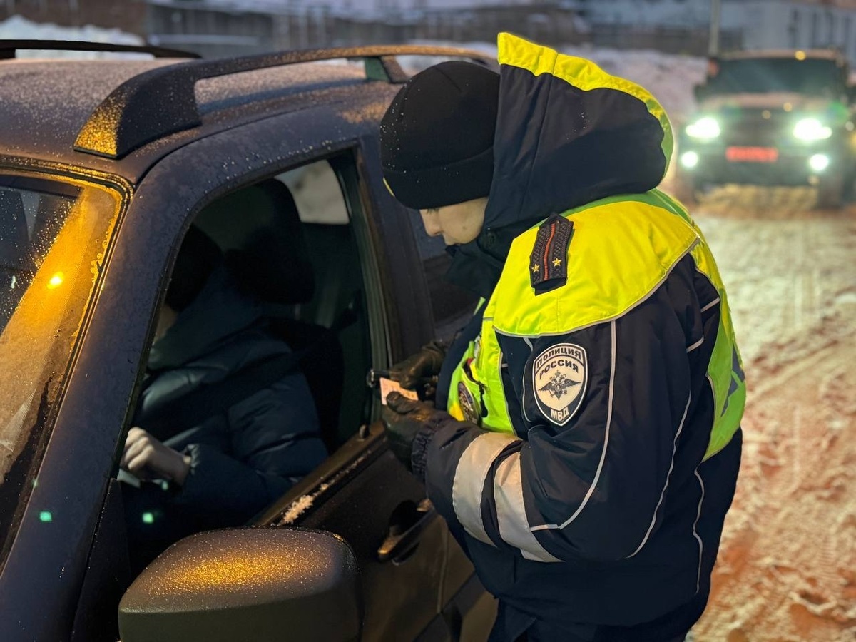 3 хитрых требования инспектора, которые нельзя выполнять водителю