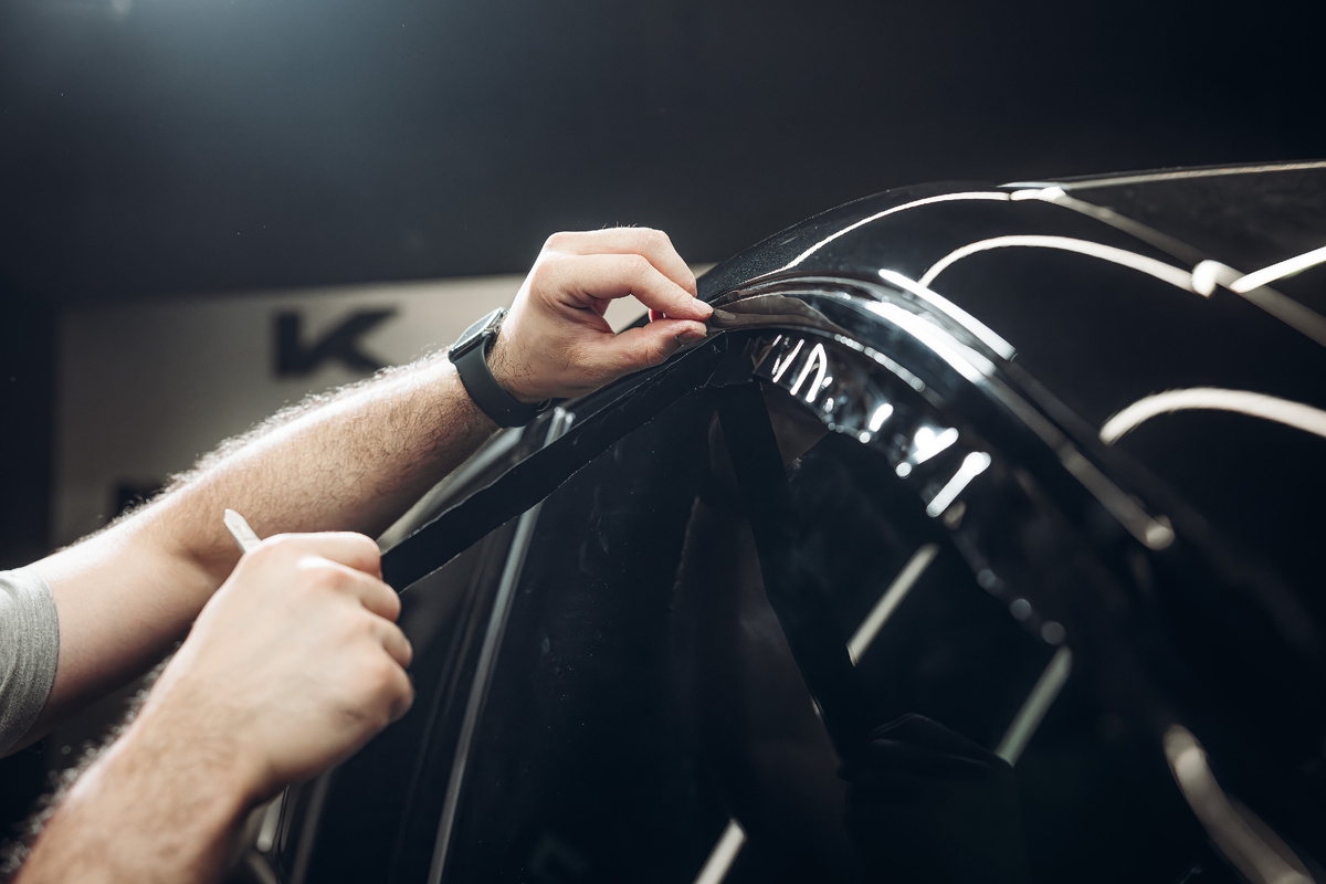 Оклейка антигравиной пленки в KARAD Детейлинг 