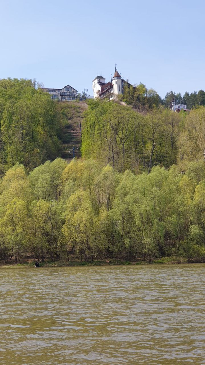 Вид на горнолыжный комплекс "Олимпик-парк".