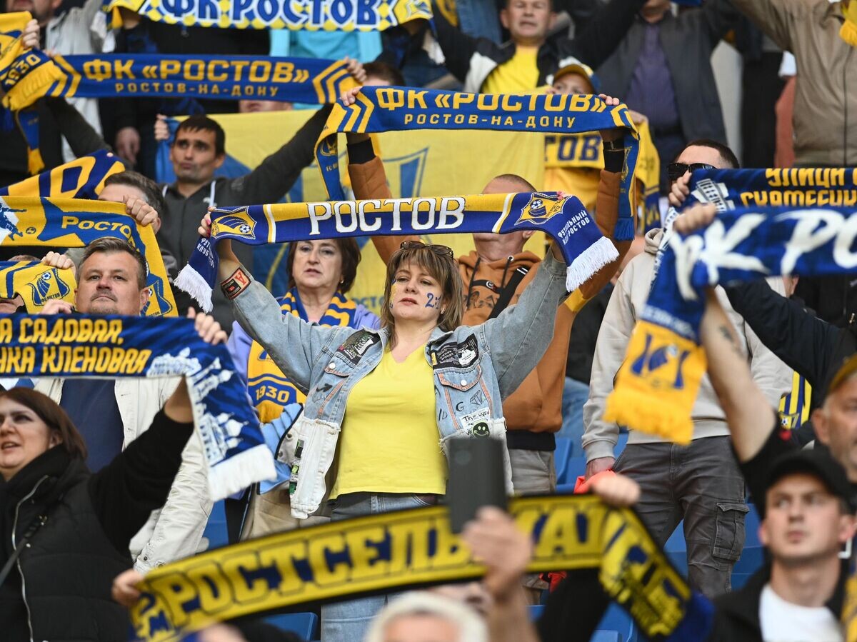    Футбол. РПЛ. "Ростов" (Ростов-на-Дону) - "Зенит" (Санкт-Петербург) | © РИА Новости / Сергей Пивоваров