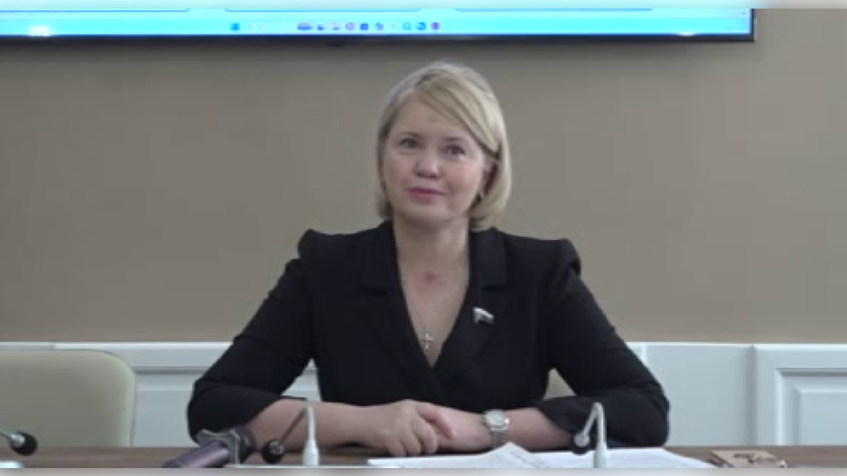    Курянка Екатерина Харченко служит 4 года в Государственной Думе