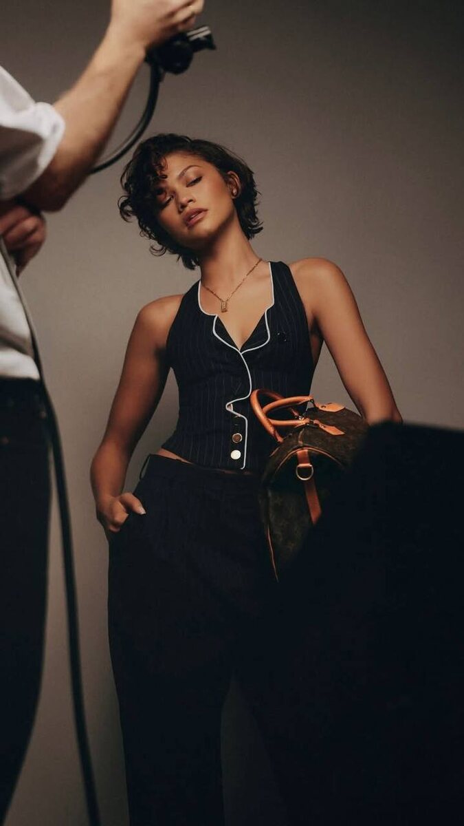    Зендея стала лицом рекламной кампании Louis Vuitton (фото 2)