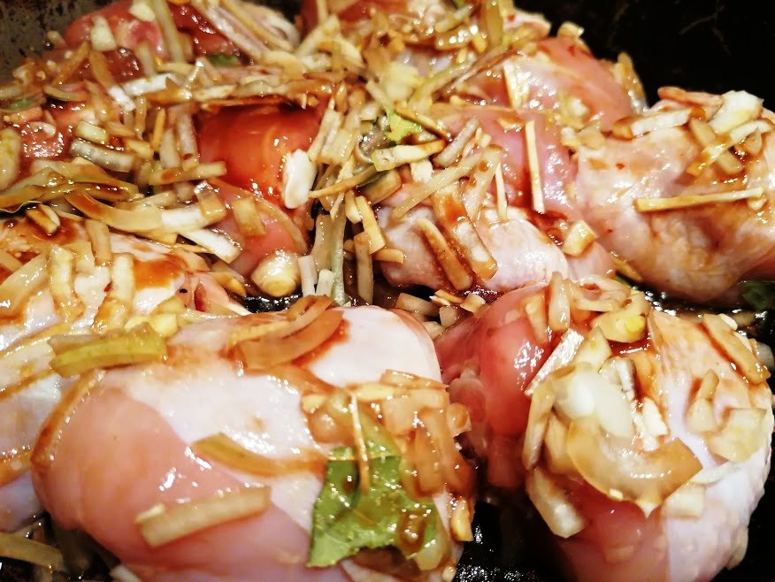 Курица готова к маринованию. Фото автора