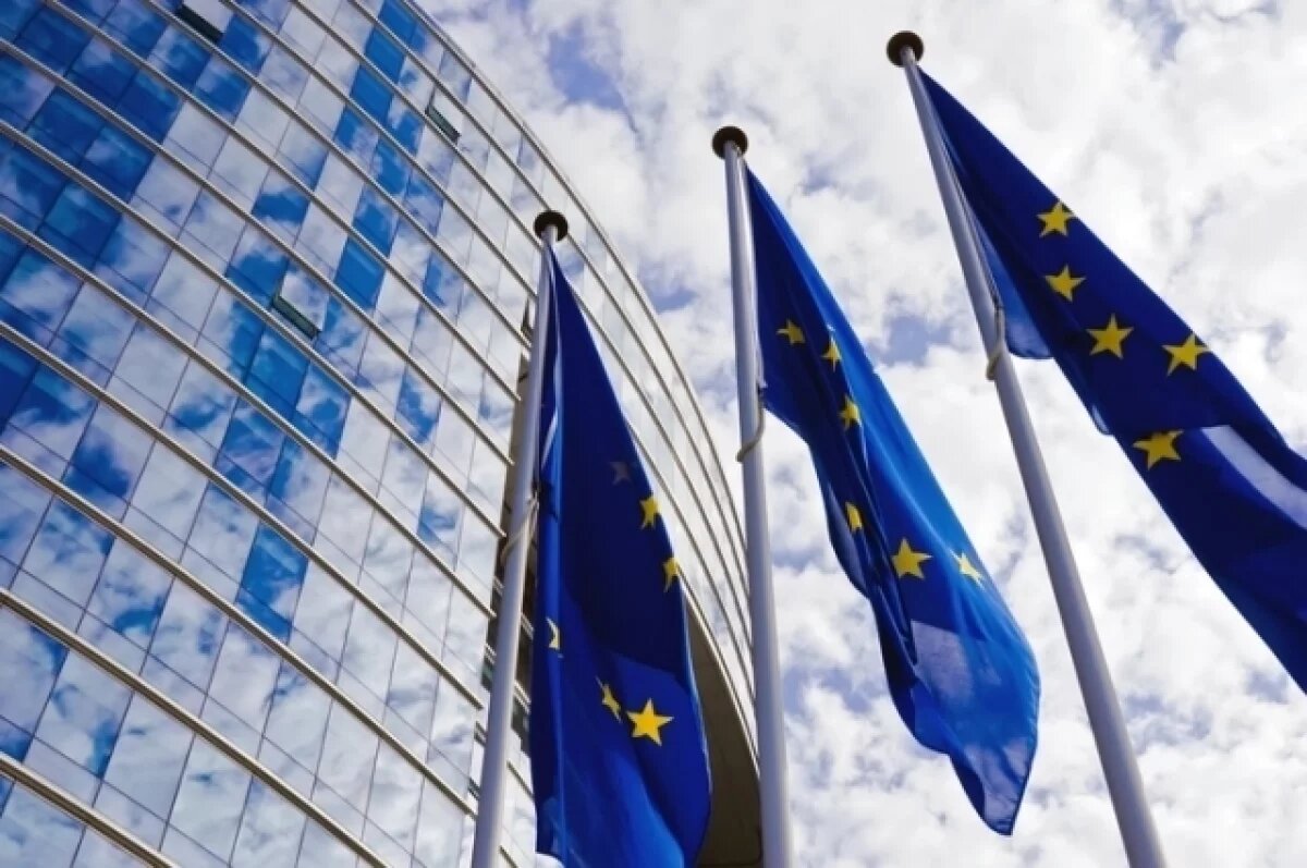    Совет ЕС поставил два условия Украине для получения кредита на €90 млрд