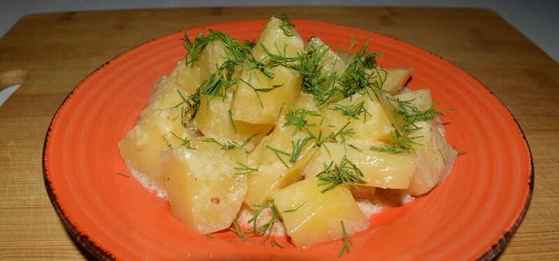 Картофель, тешеный в молоке