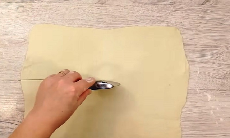 Мини-шашлычки в тесте: закуска, которая одним взглядом собирает гостей у стола