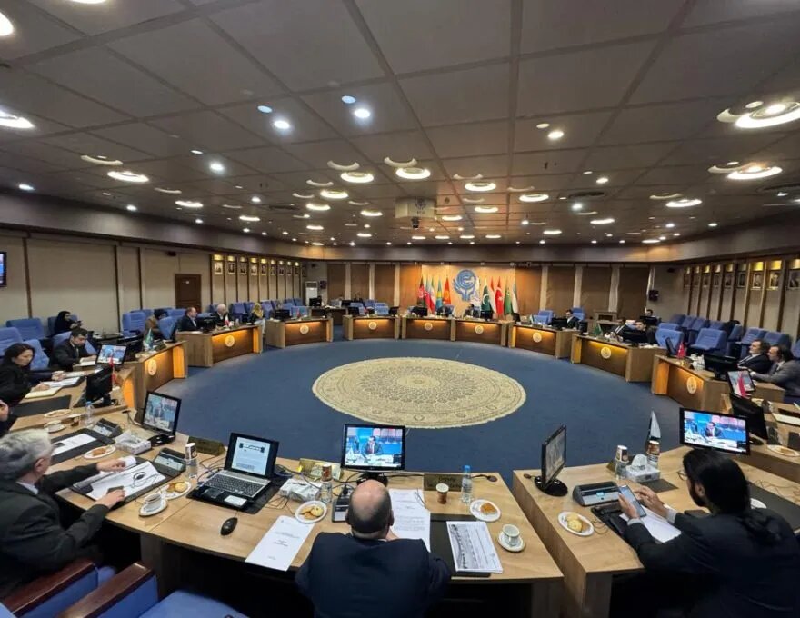    Цветокоррекция оригинального изображения была произведена с использованием ИИ "Ниязов 2.0"