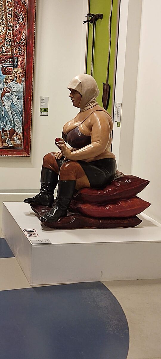 12.01.2025 Эрарта. "Женщина с яйцом" А. Рукавишников