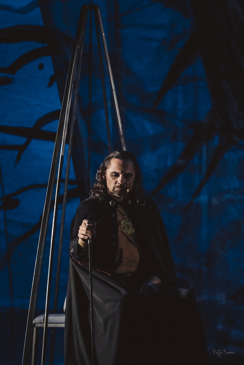 Дракула готов встретить Джонатана. Фото Н. Баранова