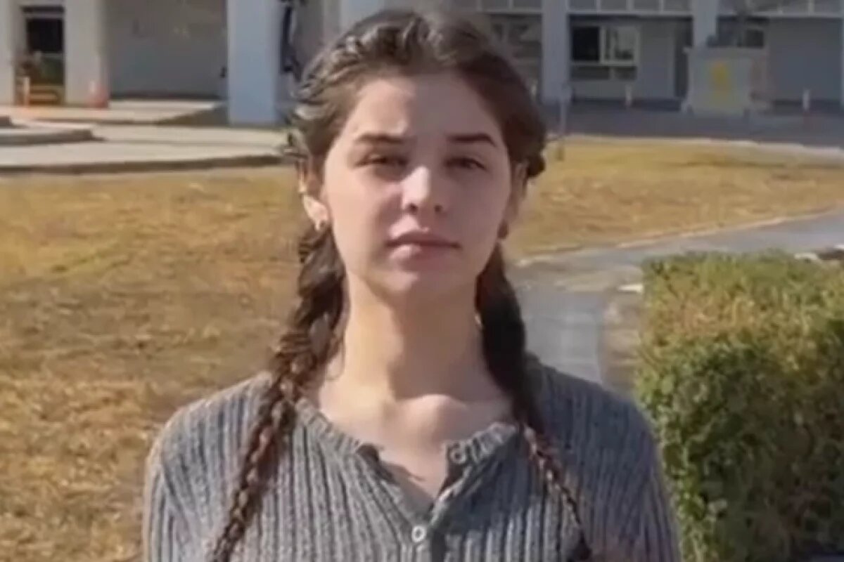    Еще летом Мадина решила поехать на заработки.