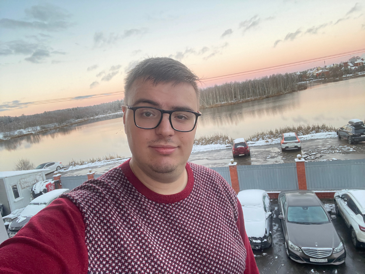 Всех приветствую! Меня зовут Михаил, и я автор данного канала. Фото: Михаил Лайф Влог