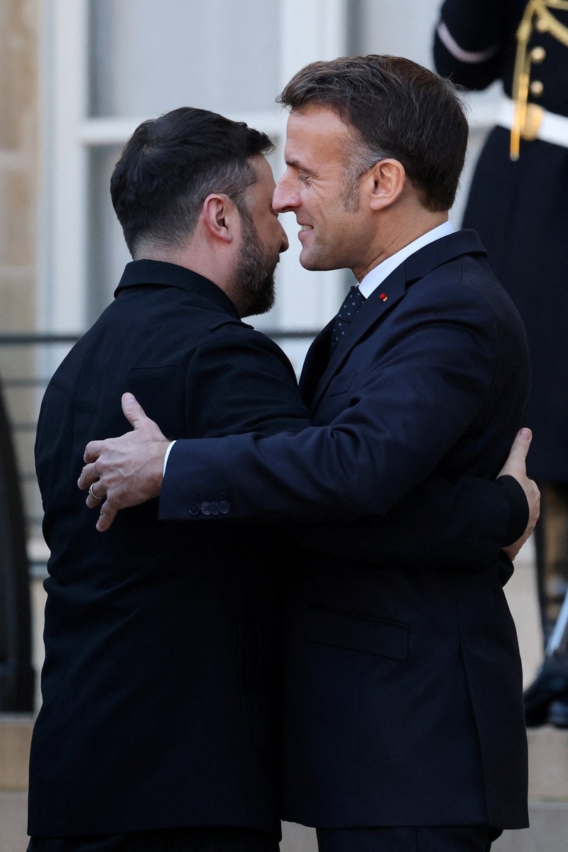    Еще буквально на днях эти переговоры послов стран ЕС находились в тупике, во многом, из-за позиции Франции REUTERS