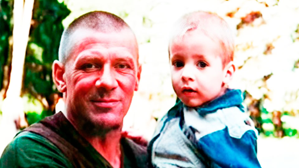 Стал похож на отца, особенно улыбка и глаза: как выглядит и кем стал 28-летней, младший сын Андрея Краско