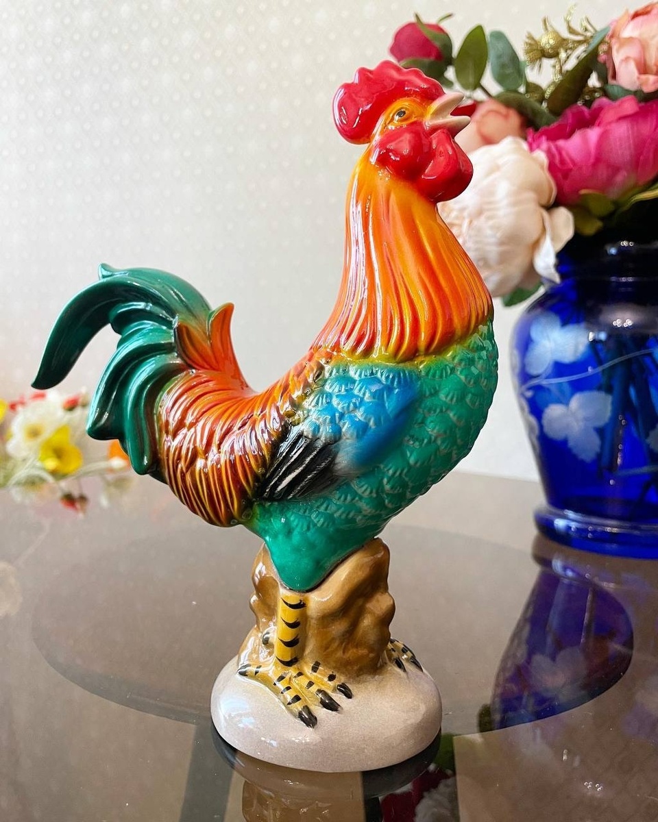 Фарфоровая статуэтка "Петушок", Германия; Высота 22 см.; Длина 19 см.; Цена в идеальном состоянии около 10 000 руб.