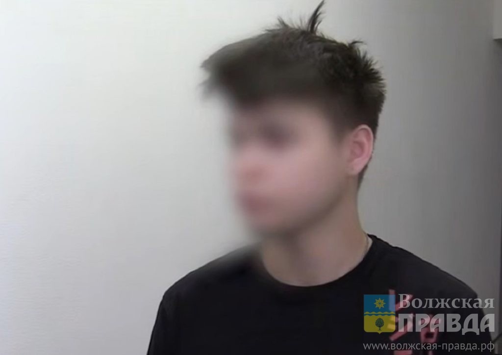 Скриншот с видеозаписи ГУ МВД России по Волгоградской области📷    Задержан волжанин, использовавший 12-летнего брата для размена фальшивых денег
