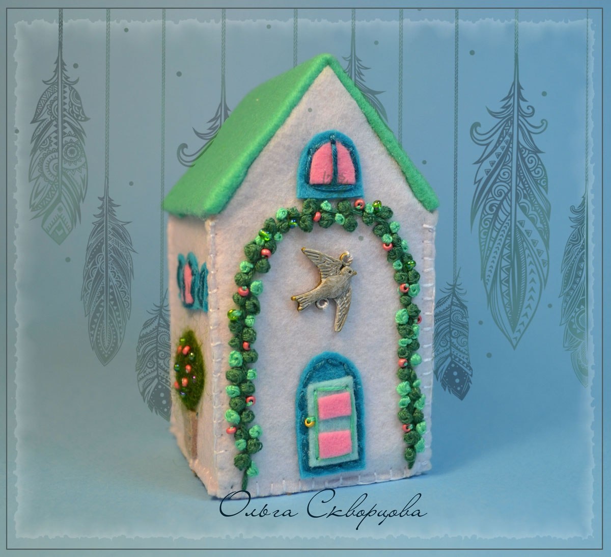 Домик с птичкой