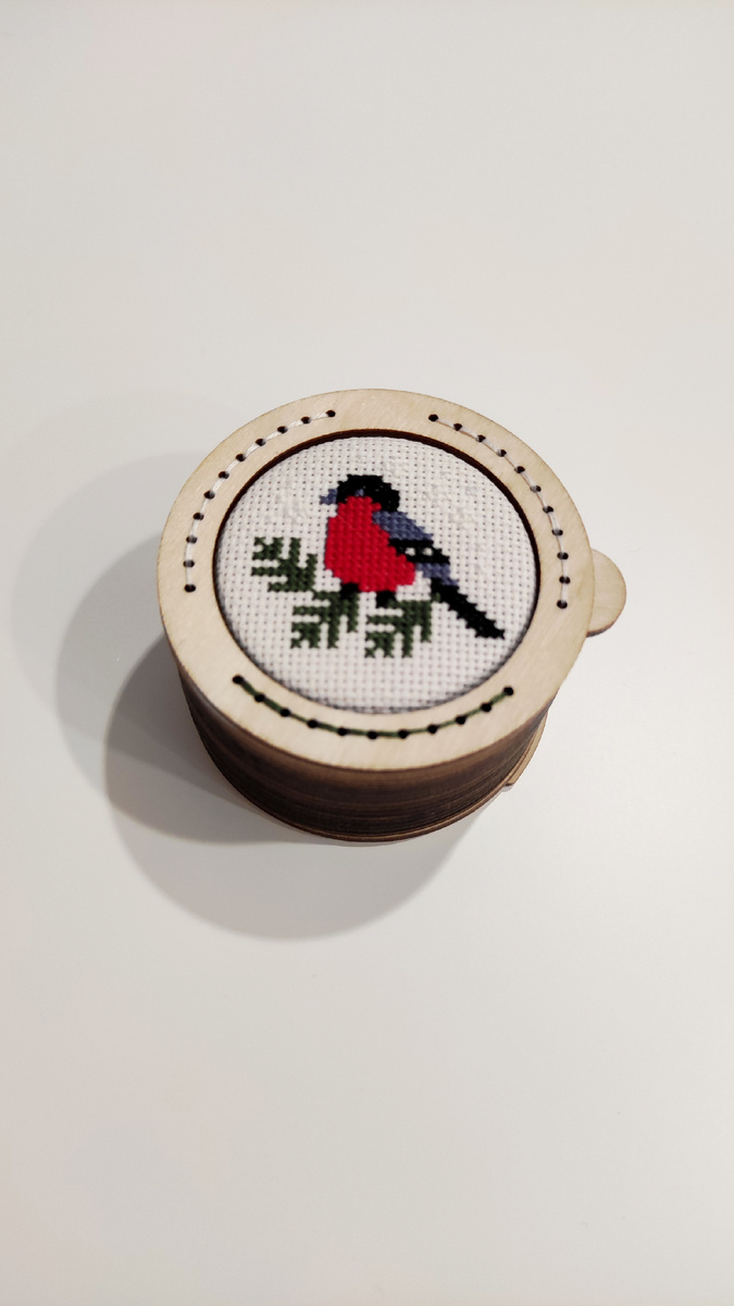 Снегирь нашëл своë оформление! 